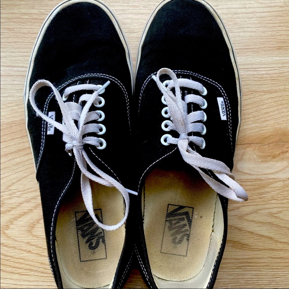 Vans Classic Low Skate Shoes Black Mens 9